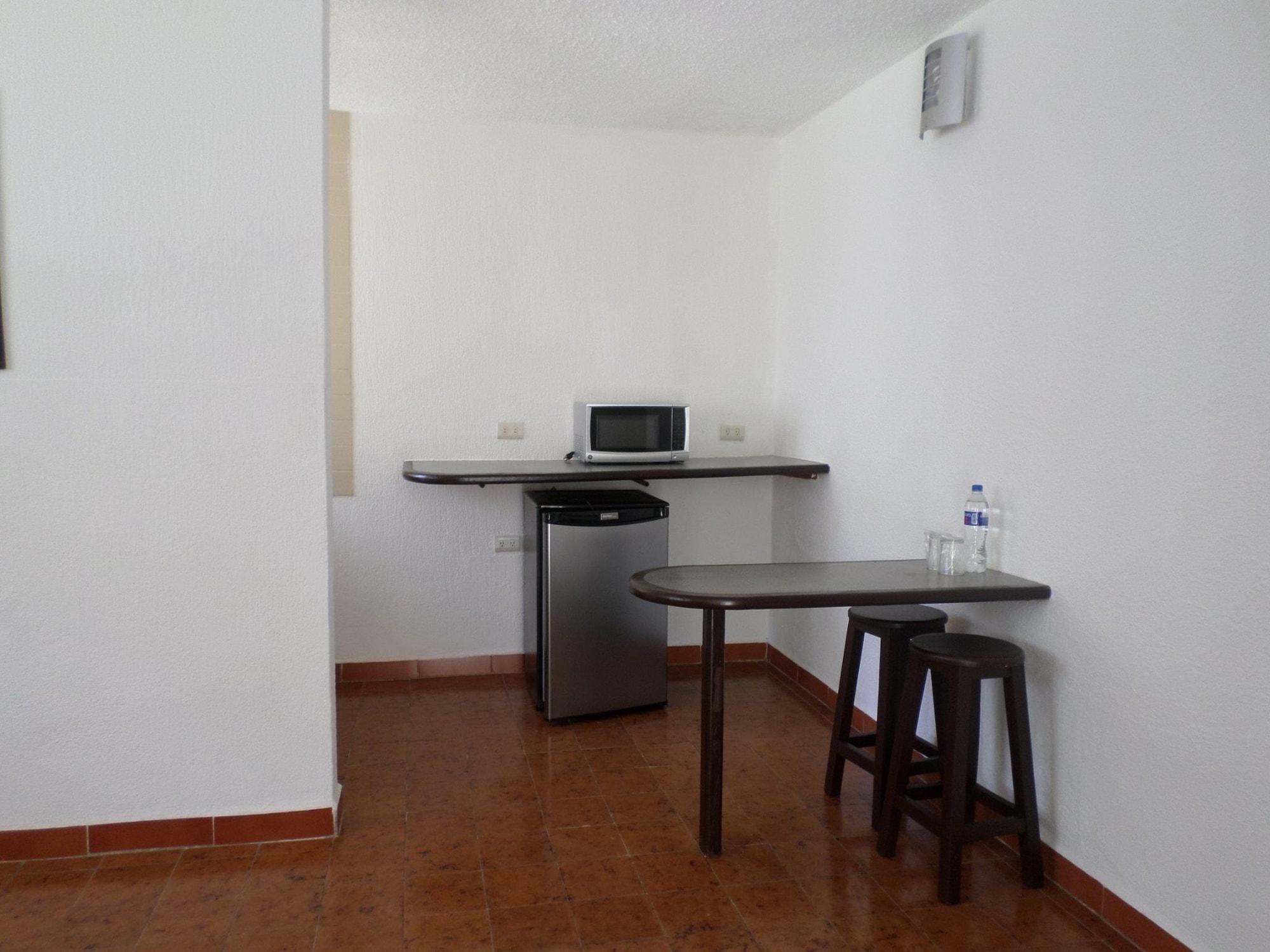 Hotel Suites Mediterraneo Boca Del Rio Веракрус Экстерьер фото